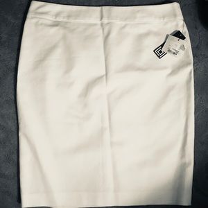 Liz Claiborne white pencil skirt